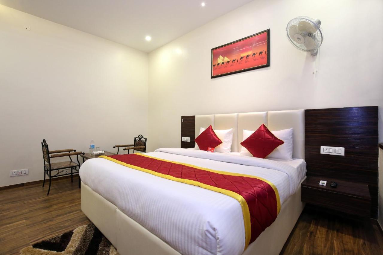 Oyo 9159 Hotel Royal Woodslark Zirakpur Eksteriør bilde